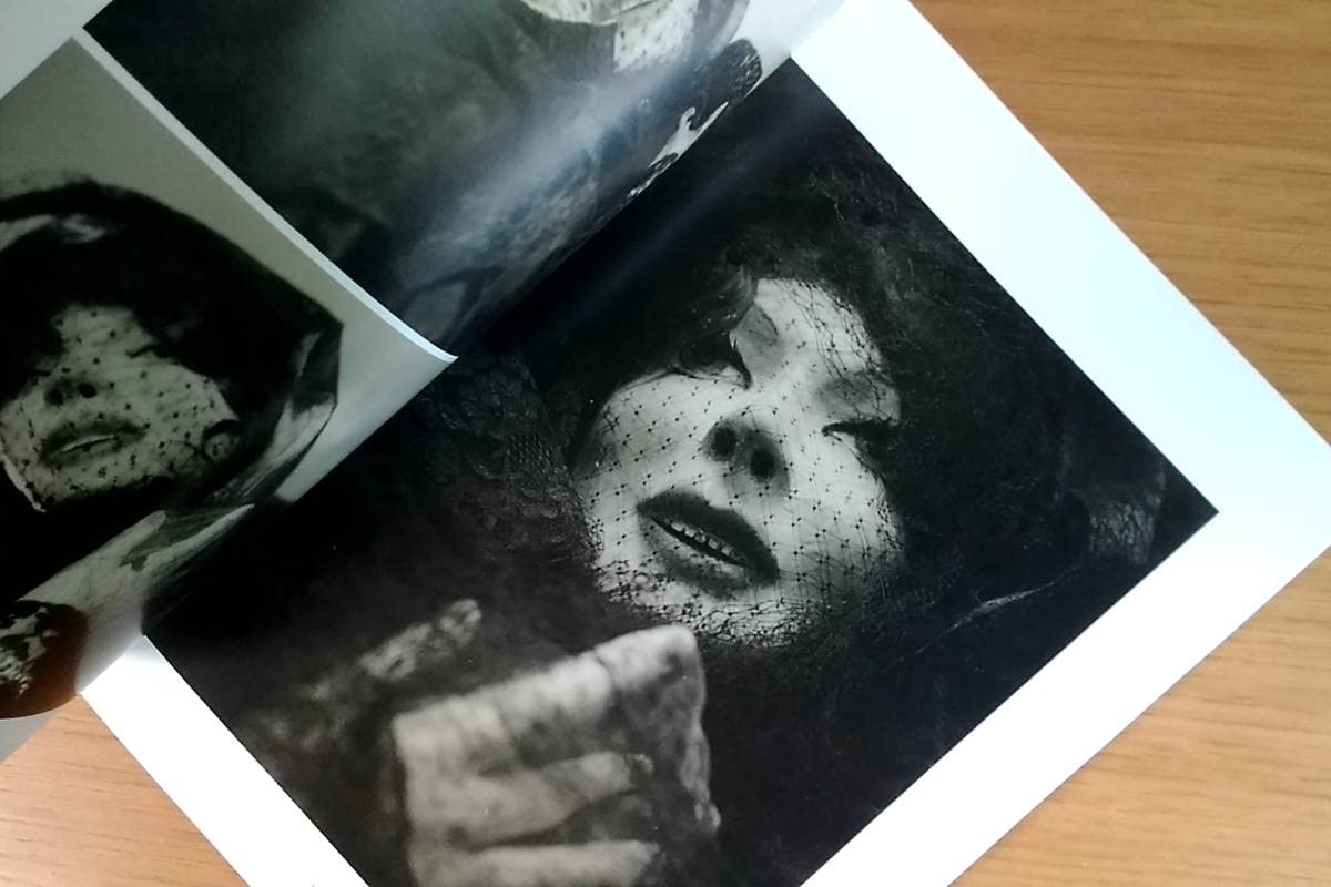 Amazon.co.jp: Pierre Molinier (French Edition) ピエールモリニエ 未