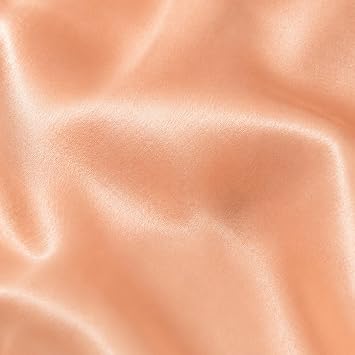 Exfoliating Silk Glove: Gentle and effective exfoliation for smooth, radiant skin, ideal for prepping skin before tanning and removing dead skin cells.