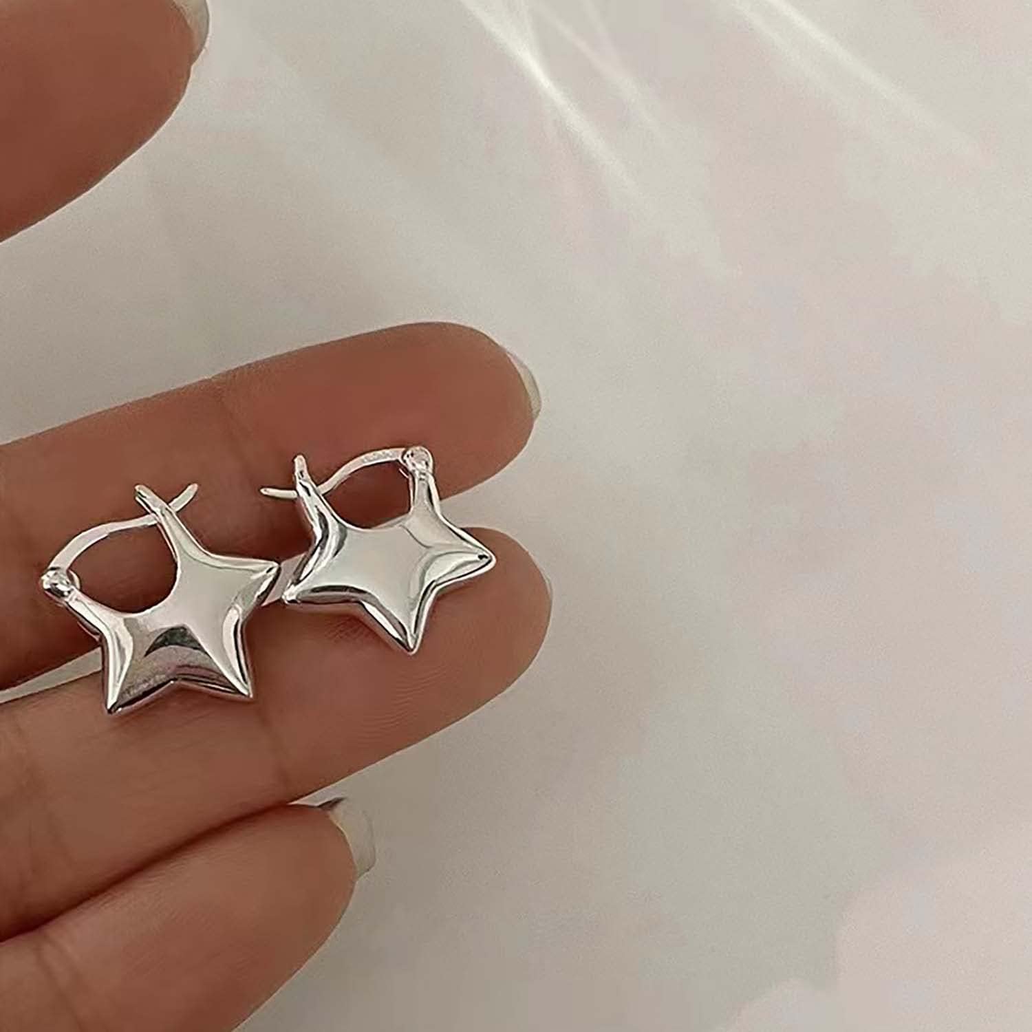 Silver Star Hoop Earring, Lightweight 925 Metal, Cute Star Design, Huggie Earrings for Women, Small Sleeper, Cartilage Jewelry Gifts - Image 5