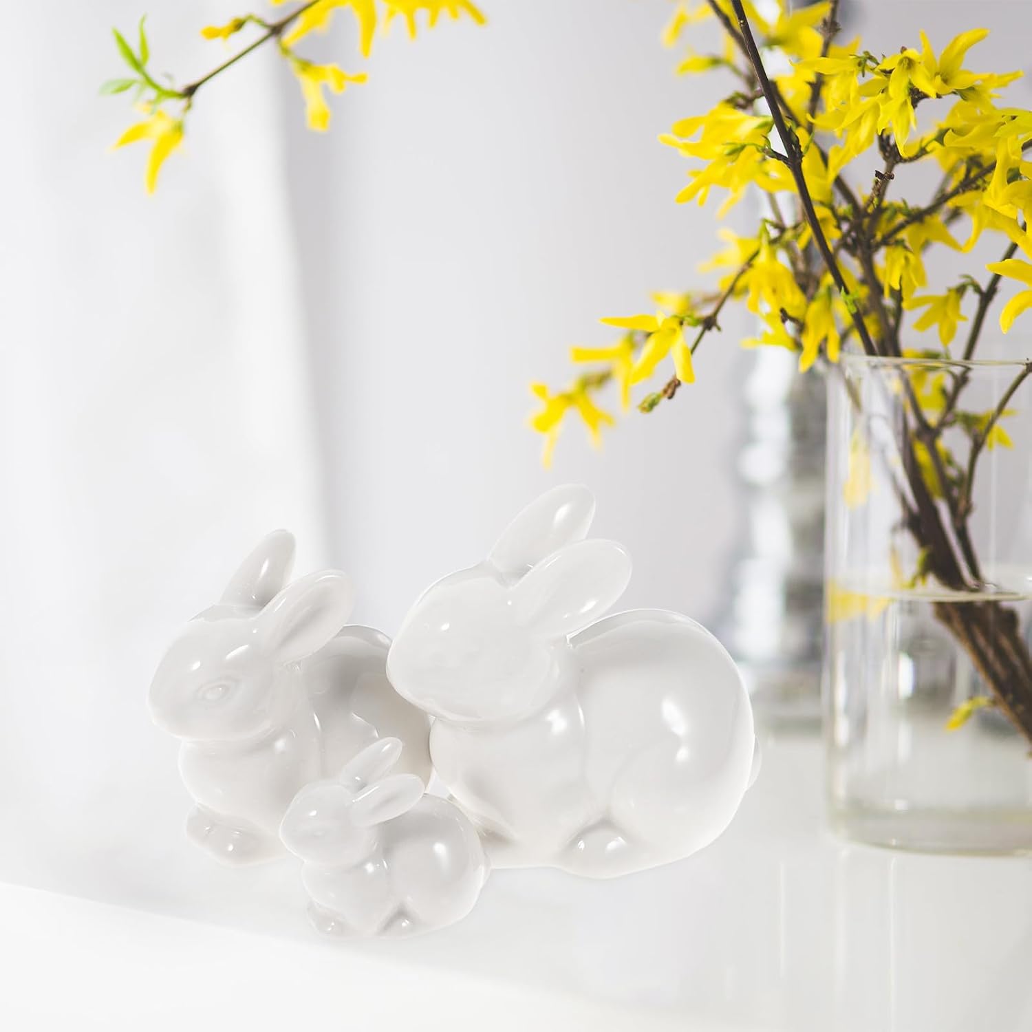YARNOW 3 Pcs White Ceramic Bunny Figurine Set, Miniature Rabbit Statues for Easter Home Decor, Modern Porcelain Animal Ornament for Tabletop Shelf Desktop, 3 Sizes
