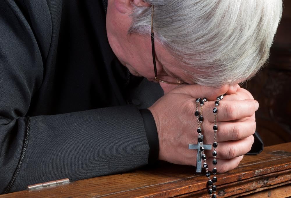 Rosary Beads Catholic for Woman - Italy 8-9mm AAA+ Natural Blue Cat Eyes Gemstone Rosary Beads. - Image 7