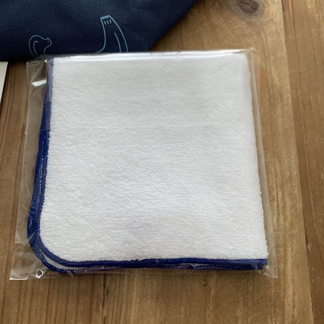 豊島屋 鳩サブレ缶　 本店限定鳩サブロー 　ランチバック 2つセット Amazon.co.jp: 豊島屋 鳩サブレ缶 本店限定鳩サブロー ランチ