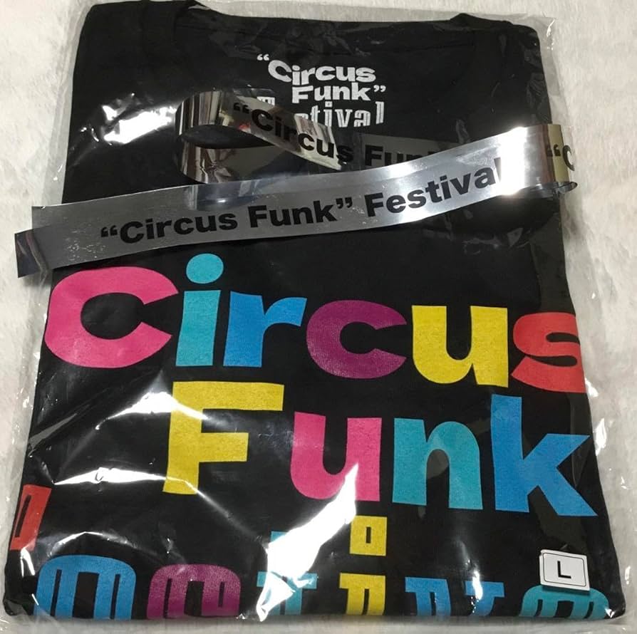 香取慎吾　Circus Funk グッズ　Tシャツ　銀テープ付き Amazon.co.jp: 香取慎吾 Circus Funk グッズ Tシャツ 銀テープ