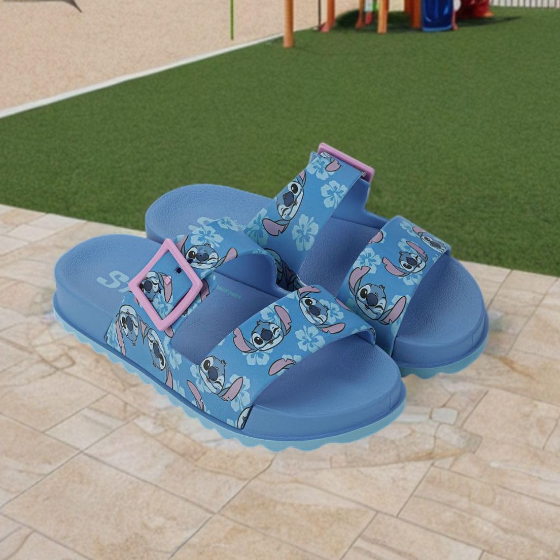 Chinelo Infantil Menina Grendene Kids Stitch Summer Slide em promoção! Veja a oferta e mais achadinhos de Sandálias & Chinelos Infantis 5 Hoje é o melhor dia para comprar Chinelo Infantil Menina Grendene Kids Stitch Summer Slide com aquele preço maroto! Promoção! Aproveite a oferta! 5