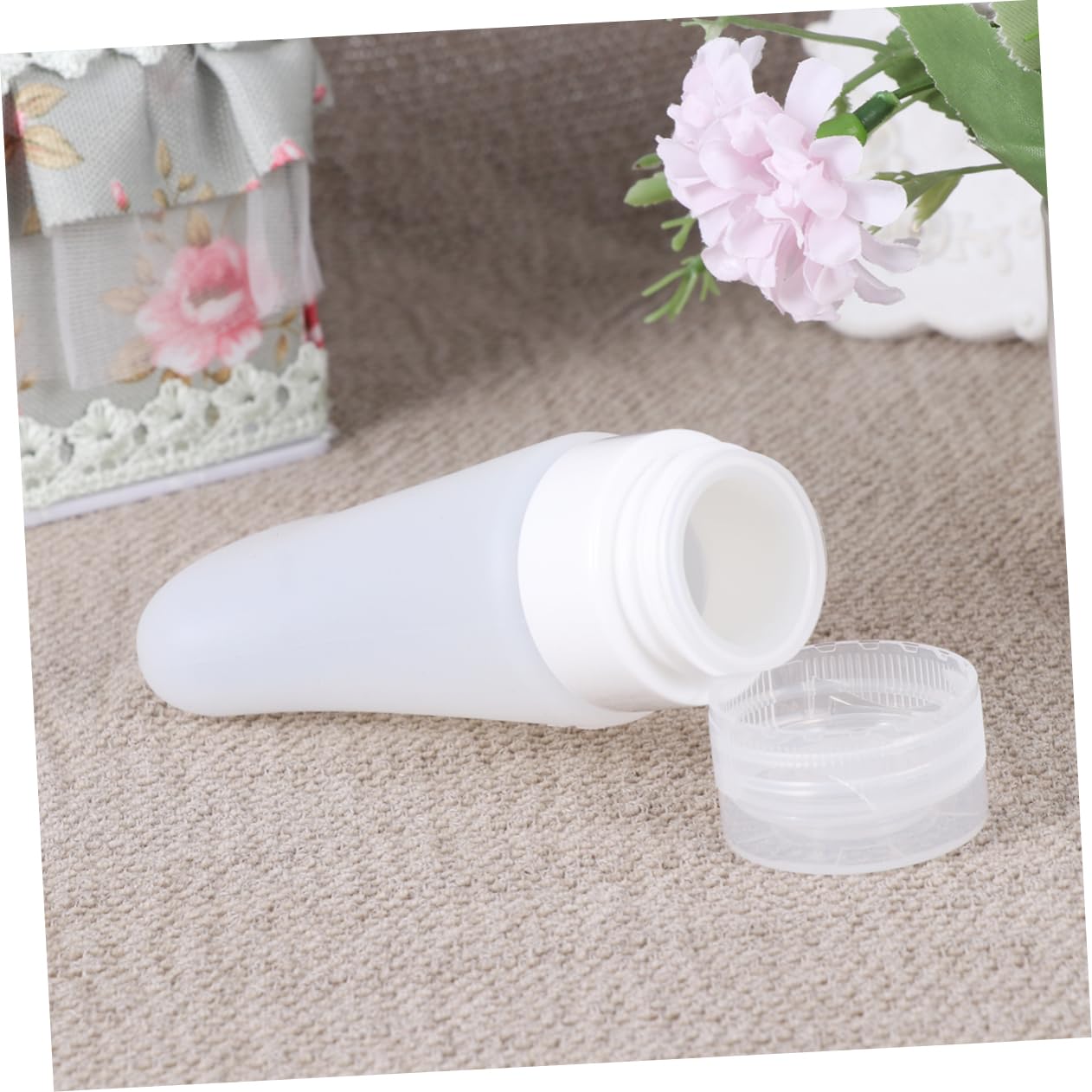 FOMIYES Set Di 3 Flaconi Per Il Trucco Da Viaggio - Dispenser in Silicone Da 60 Ml Con A Prova Di Perdite Per Lozione Shampoo E Altro (nero) 4 Pezzi*3