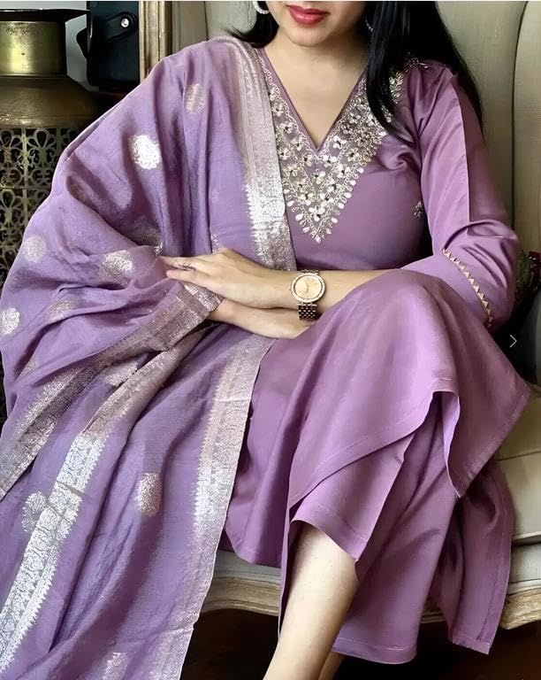 Image of Women's Chanderi Silk Kurti with Rayon Slub Pants & Dupatta | Printed Three-Quarter Sleeve Ethnic Set