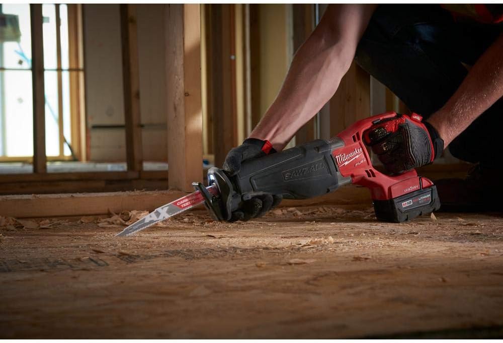 Milwaukee 2721-20 M18 FUEL SAWZALL Reciprocating Saw with ONE-KEY Technology (Bare Tool)
