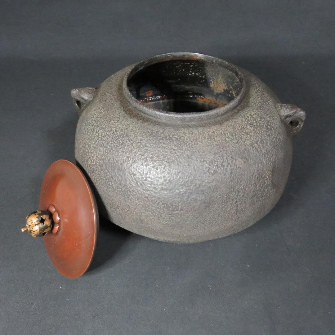茶道具 茶釜 無銘 鉄釜 茶器 風炉釜 錆 錆色 鉄製茶釜 .: 鉄器 工芸品