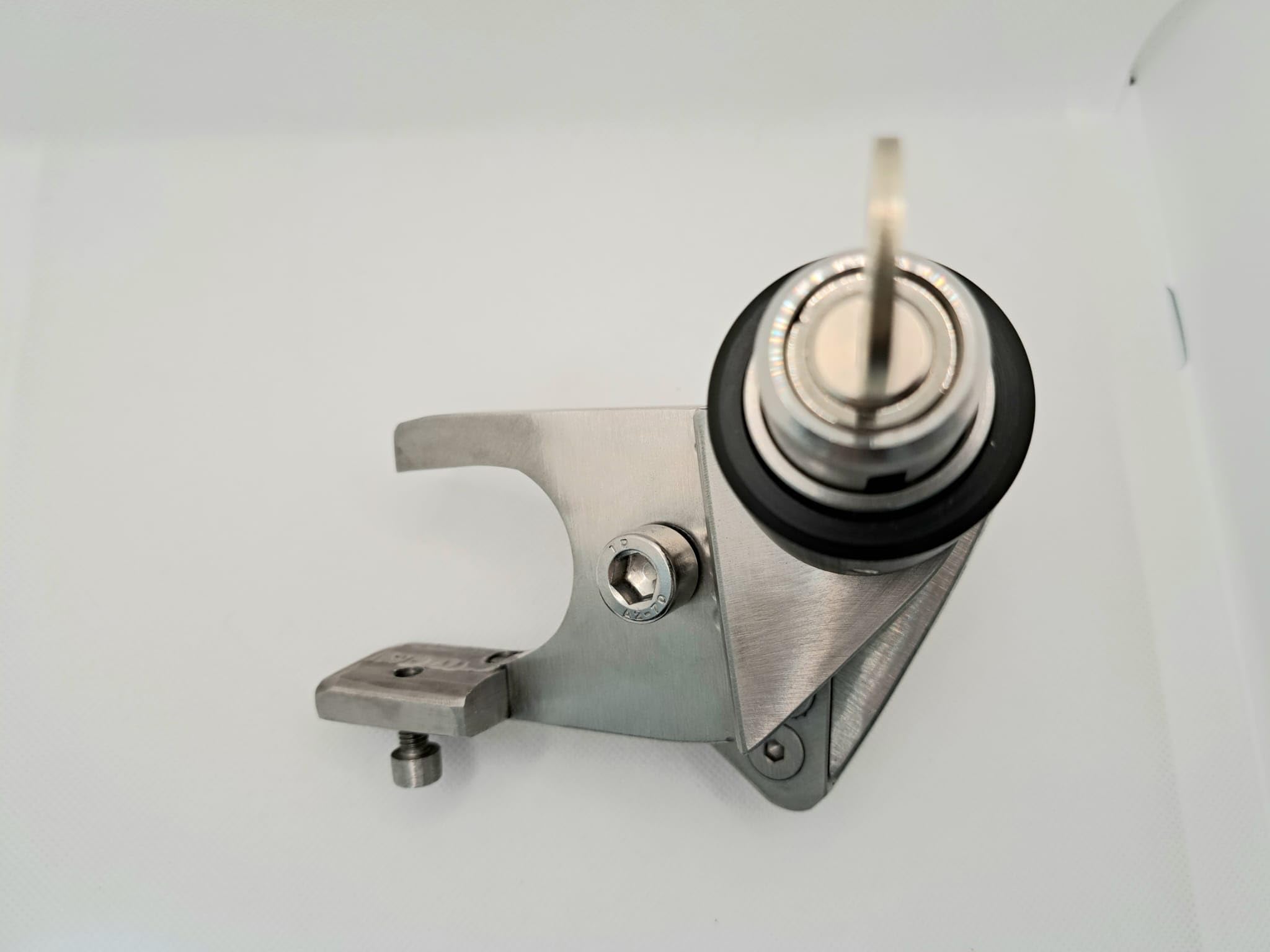 ANTIFURTO MECCANICO BLOCCA CAVALLETTO CENTRALE PER MOTO HONDA AFRICA TWIN IN ACCIAIO INOX E CHIAVE CODIFICATA - BLOCK BRAKE