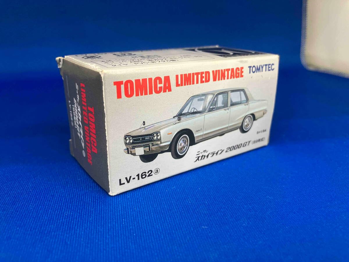 トミカリミテッドヴィンテージ スカイライン2000GT 2台セット Amazon.co.jp: トミカ LV-162a スカイライン 2000GT(69年式
