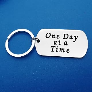 Encouragement Gifts Keychain for Men Women Teen Serenity Prayer Dog Tag Sobriety Addiction Recovery AA Gifts Inspirational Motivational Gift for Him Her Keyring