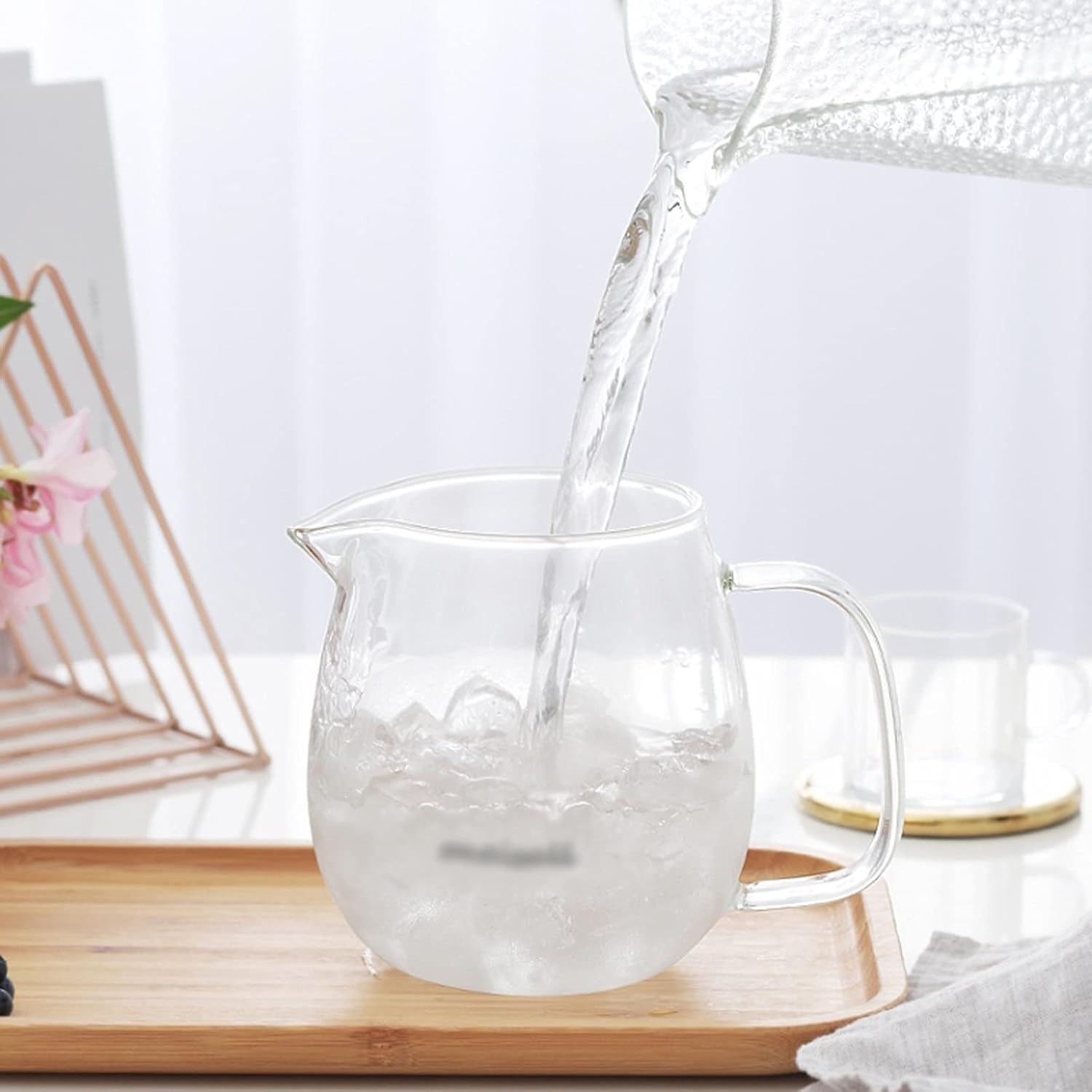 kettles Simple Glass Carafe with Vertical Liner High Borosilicate Glass Pitcher Household Teapot Juice Pot for Home, Restaurant, Coffee Shop canteen(Small)