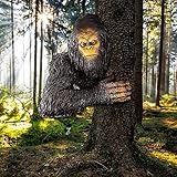 Outdoor Statues Bigfoot Tree Hugger Yard Decor The Bashful Yeti Sasquatch Statue Garden Art Decoration Accessories (Ape)