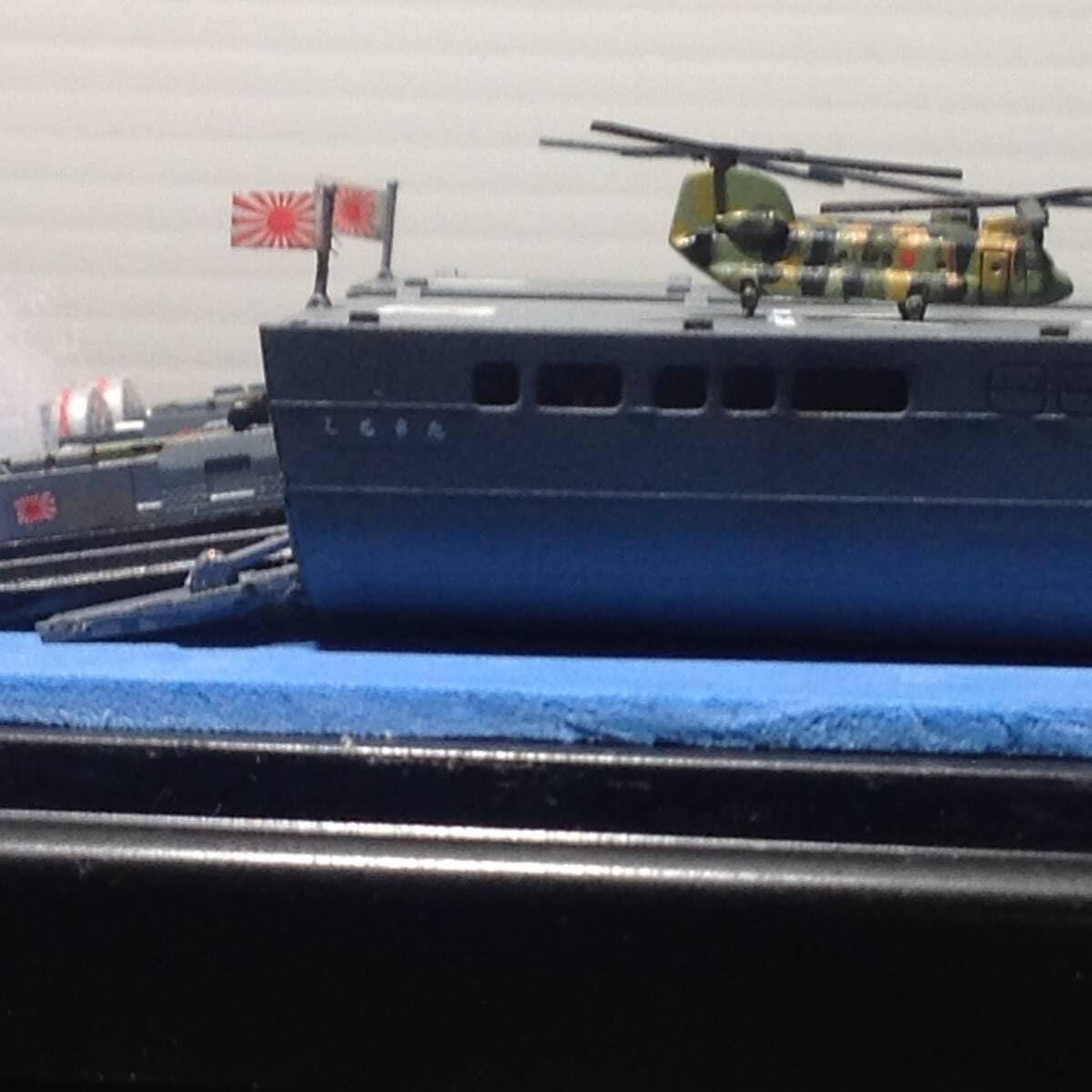 Amazon.co.jp: 海上自衛隊輸送艦 おおすみ しもきた 電飾 ジオラマ
