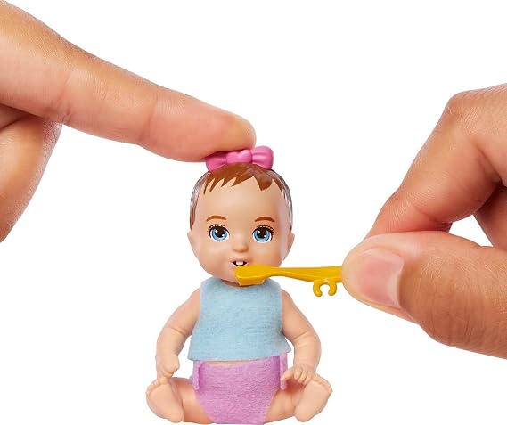 Barbie Skipper Babysitters Inc Baby Small Doll & Accessories, First Tooth Playset with Appearing & Disappearing Tooth