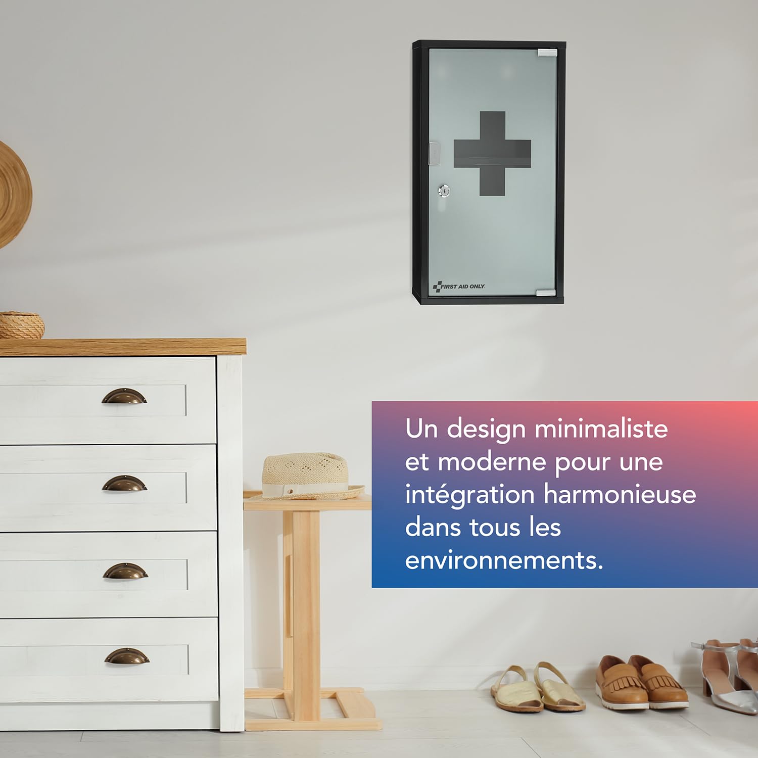 First Aid Only Armoire à Pharmacie Noire à 3 Compartiments & Porte Vitrée | Armoire de Premiers Secours en Métal Verrouillable | Armoire Murale 50 x 30 x 12 cm | P-10202 00