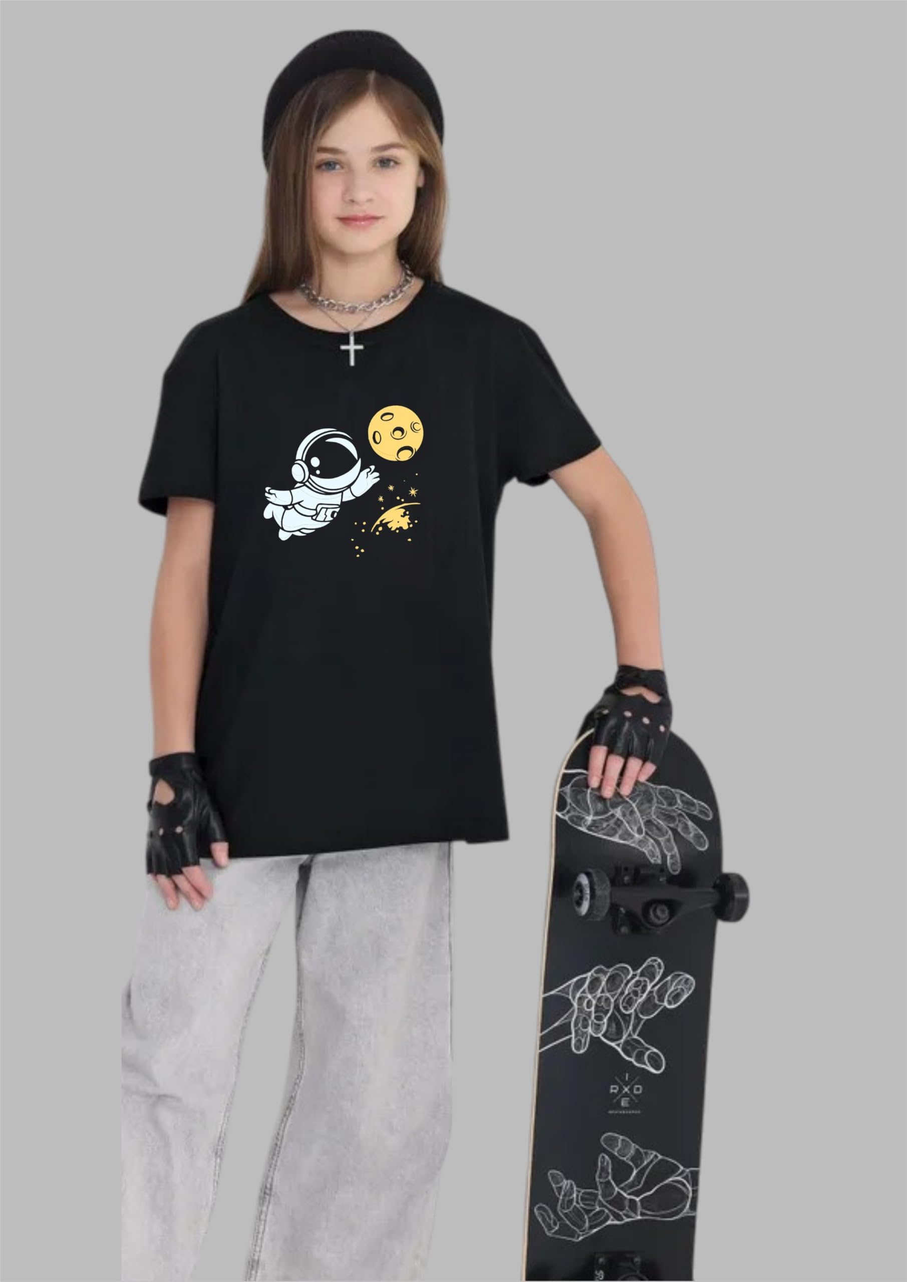 Uniplanet Store Camiseta de algodón de media manga, ajuste regular, color negro, para niñas, estampado de Spiderman