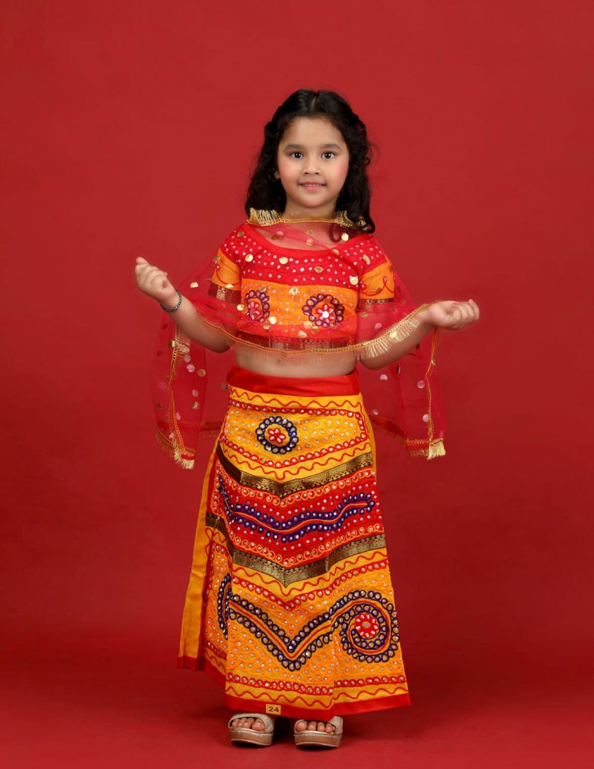 BookMyCostume Radha Lehenga Chaniya Choli Navratri Garba Multicolor Costume  Dress for Girls 4-5 years : Amazon.in: Clothing & Accessories