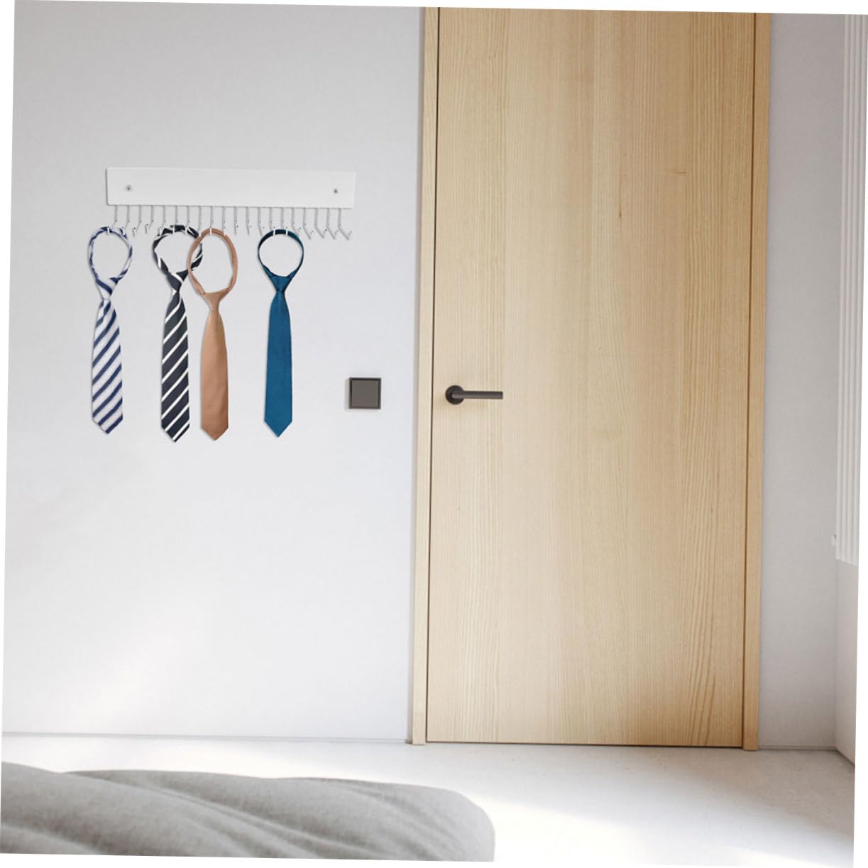 BESTOYARD Organizador Giratorio de Pared Ahorro de Espacio para Corbatas y Bufandas, Soporte de Madera y Hierro Blanco 2 Piezas Adecuado para Oficina y Apartamentos Pequeños