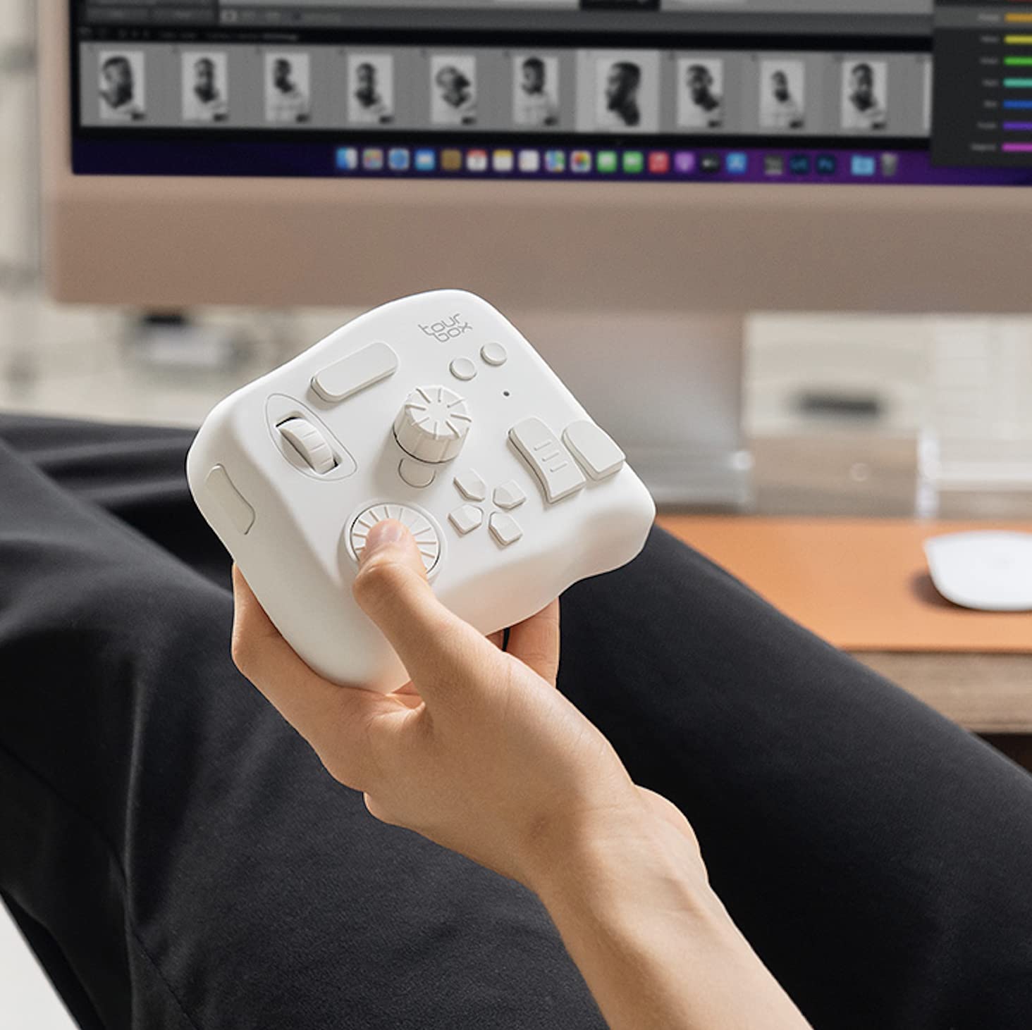 Amazon | TourBoxElite ツアーボックスエリート 左手デバイス イラスト  