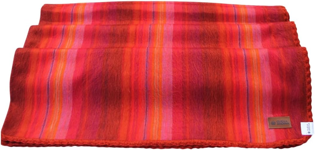 Alpaca Wool Blanket Throw - Beautiful & Warm, 80 x 60 inches, Ultra-Soft, Hypoallergenic and Breathable. (Rojo)