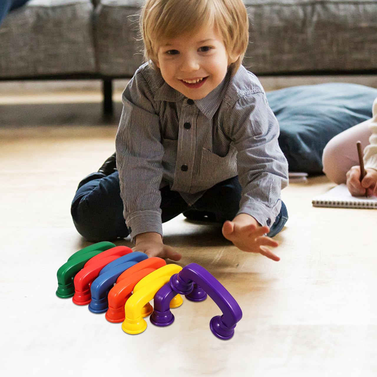 VILLCASE Set di 12 telefoni sussurratori per bambini, tubi di lettura educativi in ABS, strumento di apprendimento della parola e logopedia per scuola, asilo e casa, 6 colori