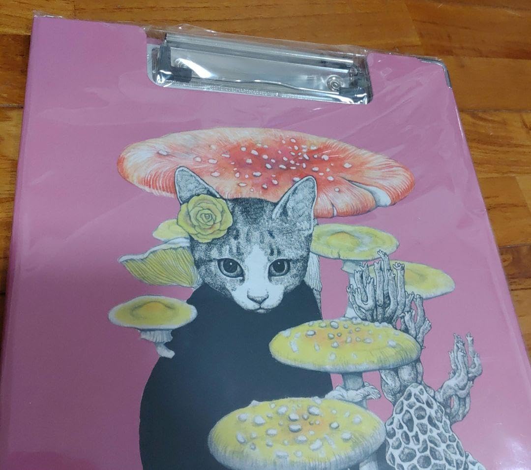 新品 ヒグチユウコ 台湾 個展限定グッズ バインダー クリップボード2種 Amazon.co.jp: 海外限定 ヒグチユウコ バインダー 奇幻動物森林 樋口