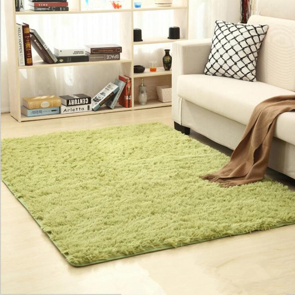 Tapis de sol vert herbe pour une chambre chaleureuse