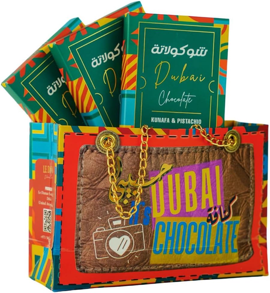 Gift pack :3 pieces dubai chocolate bundle (3 pieces of 200g each) with gift bag kunafa chocolate bars. Ideal gift, beautiful packaging.