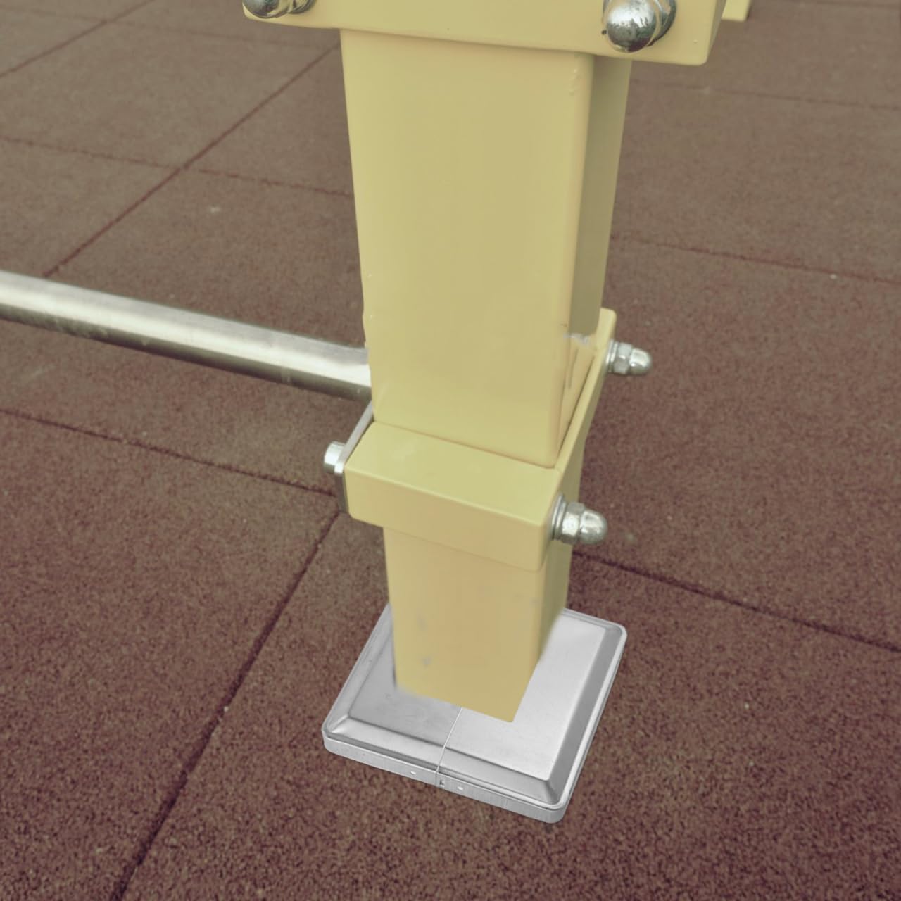 KALLORY Faldón Decorativo para Base de Poste Cuadrado de Hierro con Ajuste Adaptable y Cubierta Protectora para Pasamanos de Escalera y Deck