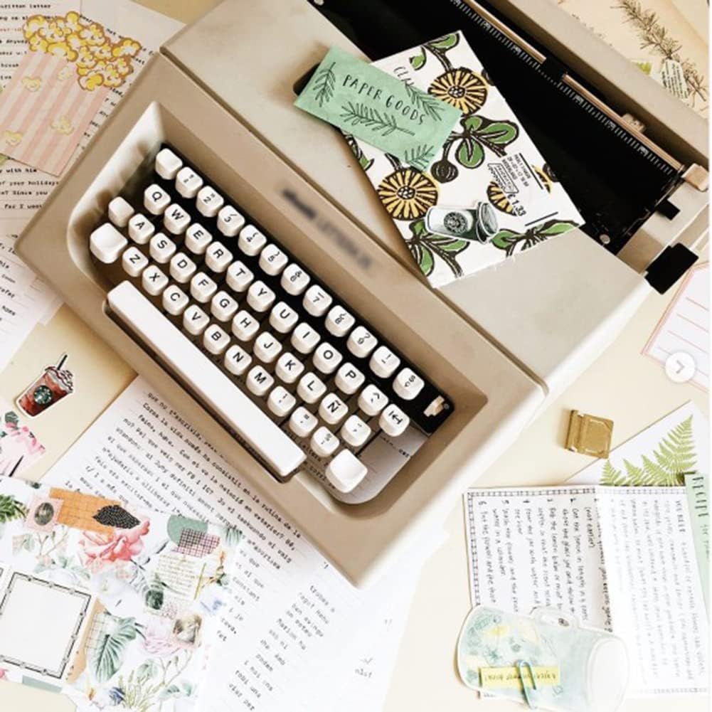 Classic Retro Manual Typewriter (Old Fashioned Furnishings Gift) Typeable 32 * 35 * 10CM