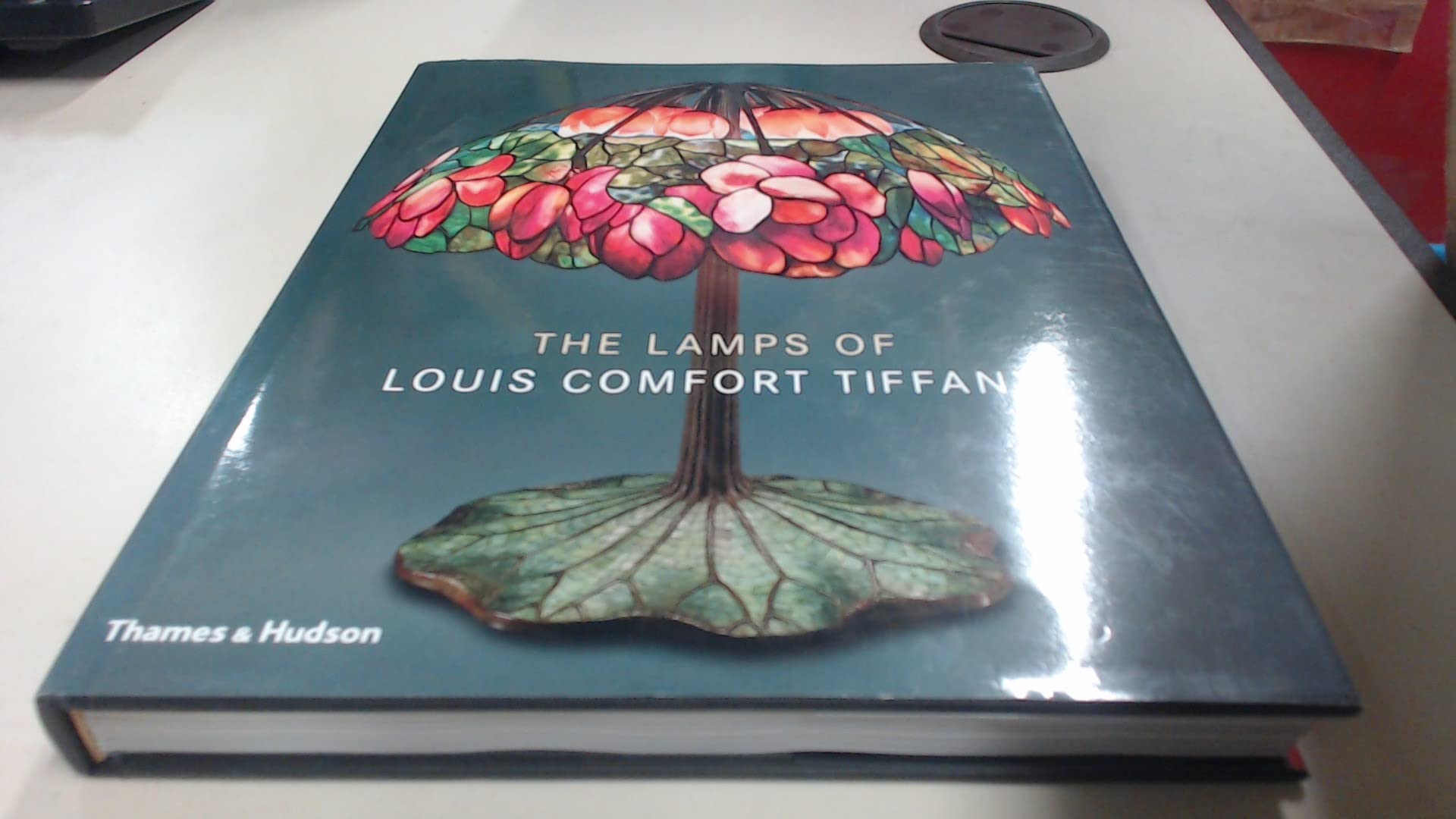 Lamps of Louis Comfort Tiffany 洋書　jc2 Lamps of Louis Comfort Tiffany 洋書 jc2 - メルカリ