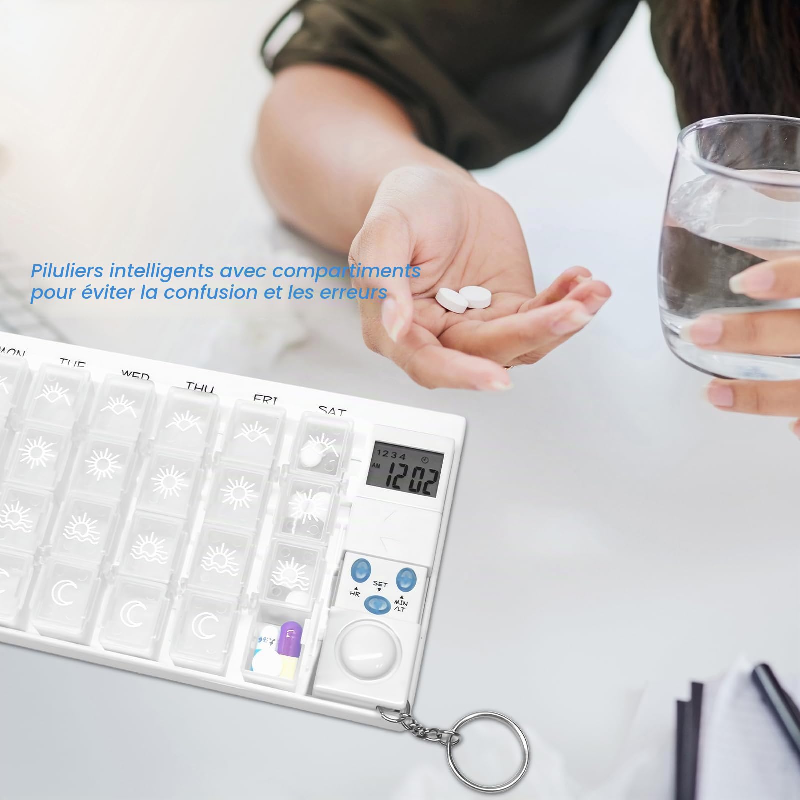 Sporgo Pilulier 7 jours avec alarme : pilulier 4 compartiments, boîte à médicaments 7 jours avec minuterie et rappel de réveil, distributeur de comprimés portable organisateur de médicaments