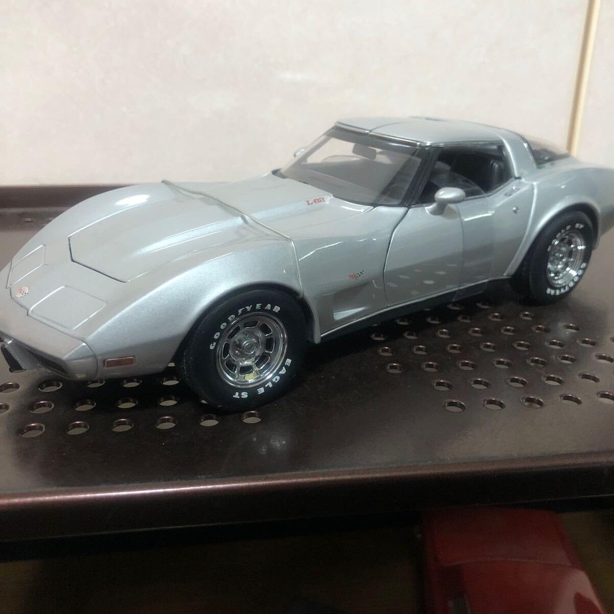 Amazon | 616 ミニカー 1/18 Chevrolet Corvette 1978 シルバー 