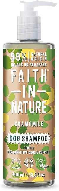 Faith In Nature Natural Chamomile Dog Shampoo, Vegan and Cruelty Free, No SLS or Parabens, Gentle, For Sensitive Dogs and Puppies, 400 ml