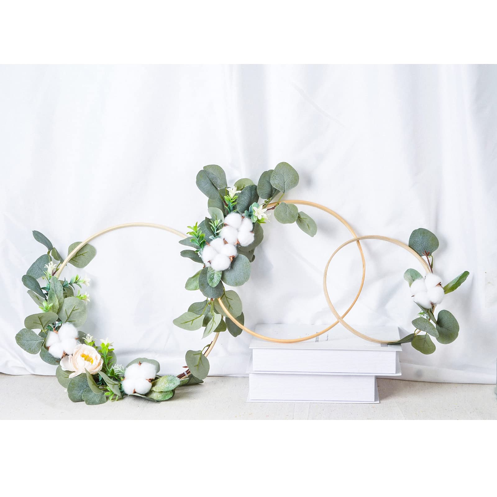 Eukalyptus Kranz Deko Kranz 3er Set Künstliche Blume Hängende Dekoration Runder Bambus Wandkranz für Geburtstag Hochzeit Party Wohnaccessoires Deko Hängend