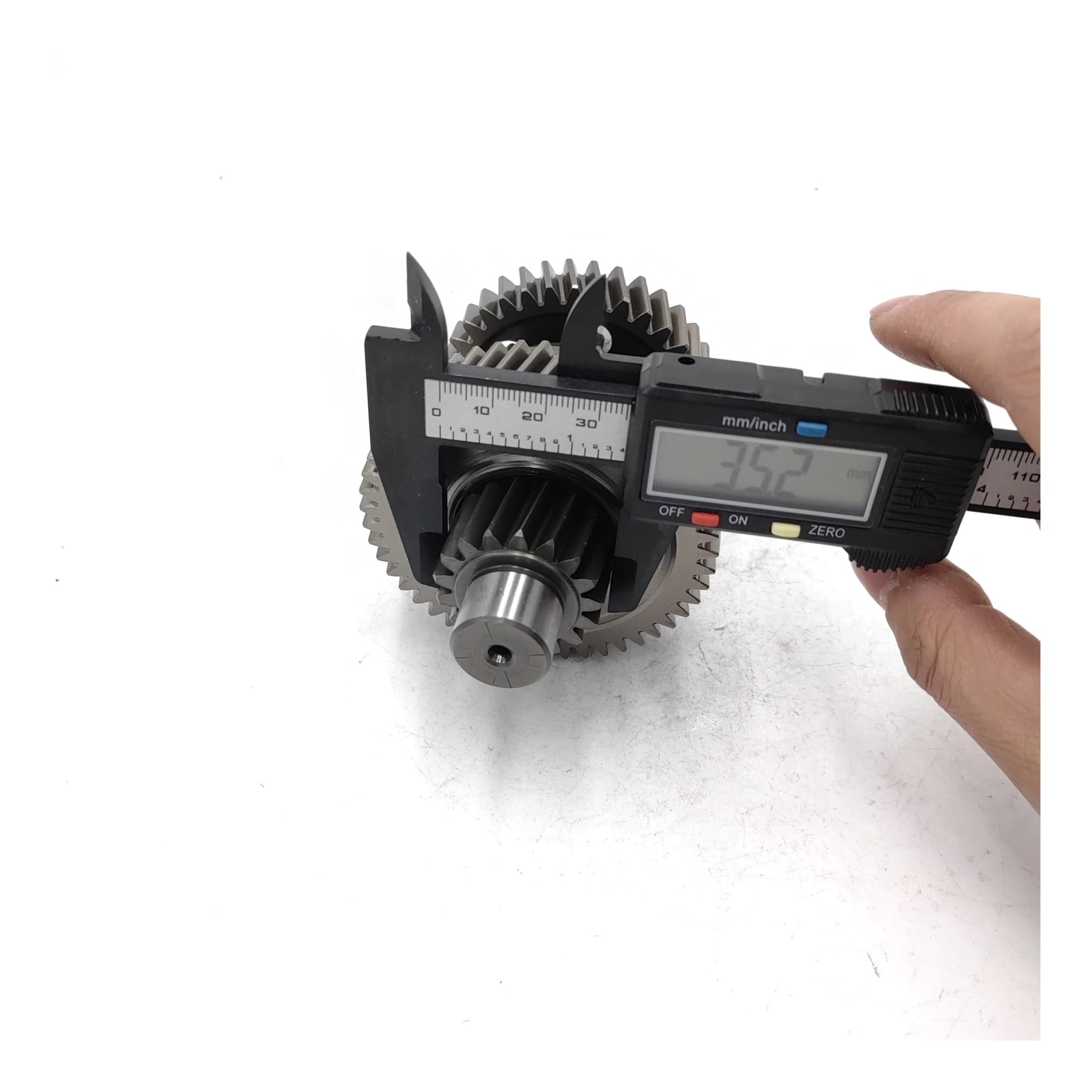 Intermediate Gear Shaft 15T Middle Compatible with 150CC 200CC Go Kart Dune Buggy