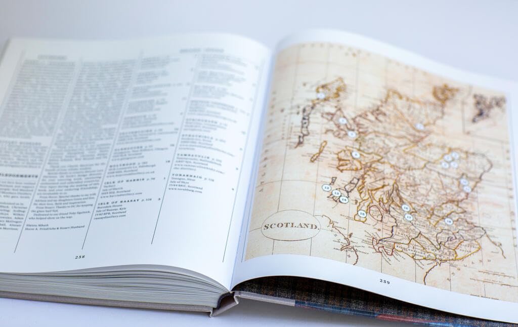 Scotch Whisky: Eine Reise zu Schottlands besten Destillerien. Mit stimmungsvollen Landschaftsaufnahmen