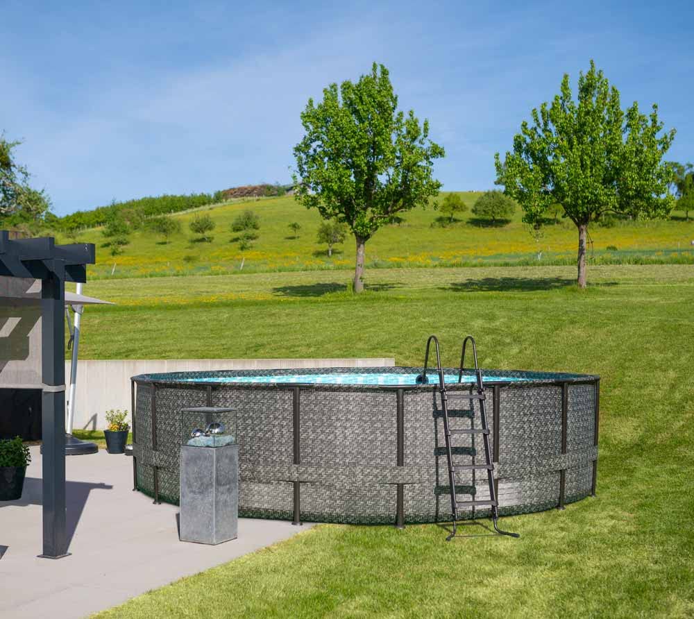 Summer Waves Frame Pool Komplettset 549x132 cm Rattan Optik Grau Aufstellpool inkl. Filterpumpe, Bodenvlies, Abdeckplane & Einstiegsleiter