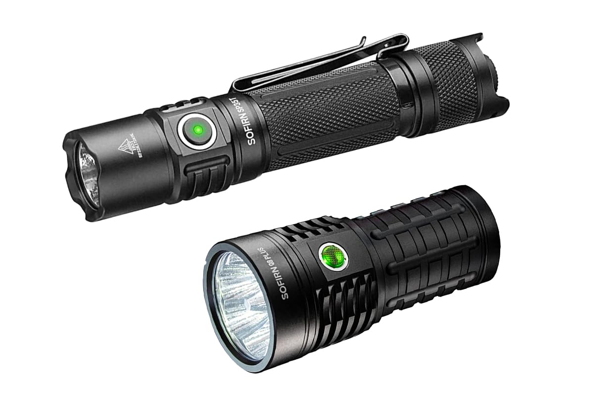 Linterna táctica Sofirn SP35T y linterna superbrillante Sofirn Q8 Plus, una al lado de la otra