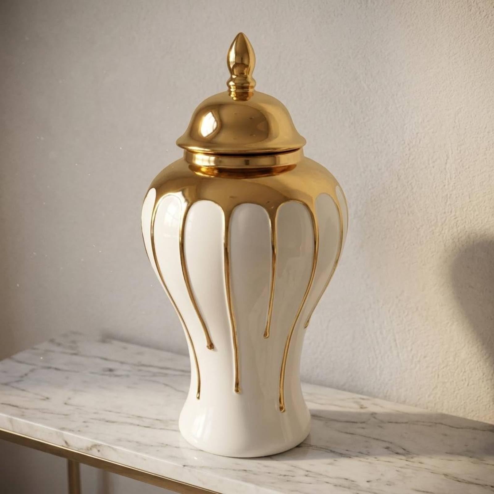 Sharplace Dekovase Urnenform Vase Gefäß Krug mit Stilvollem Deckelabschluss Und Runder Schulter Veredelte mit Feinem Linienmuster für Festtafel Buffet Bankett, Wassertropfen-Generalgefäß Groß, Gold