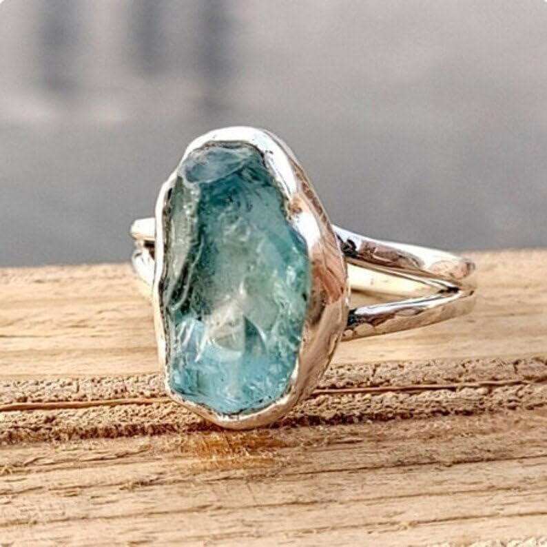 Natural Raw Aquamarine Ring Statement Ring Raw Aquamarine Crystal Ring Rough Stone Ring Aquamarine Jewelry 925 Sterling Silver Ring