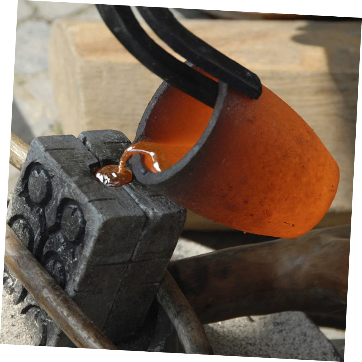 Gogogmee 2pcs Graphite Crucible Household Refining Crucible Small Melting Crucible Melting Furnace Refining Crucible for Home with Cover Melting Crucible Graphite Smelting Tool Black