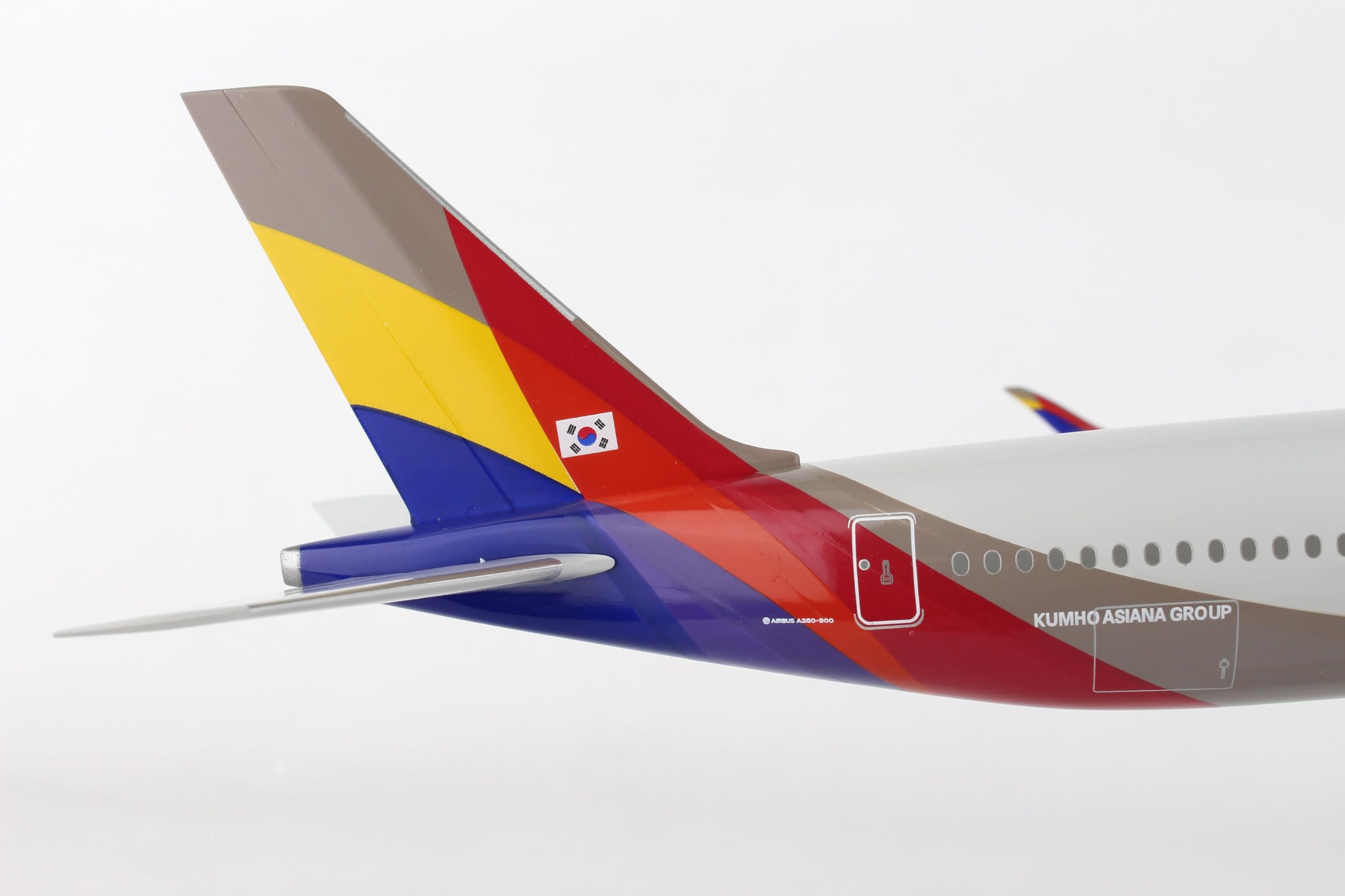 (未使用･未開封品)　hogan Wings 1/200 エアバス A350-900 アシアナ航空 0pbj0lf Amazon.co.jp: HOGAN WINGS B 1/200スケール A350-900 アシアナ