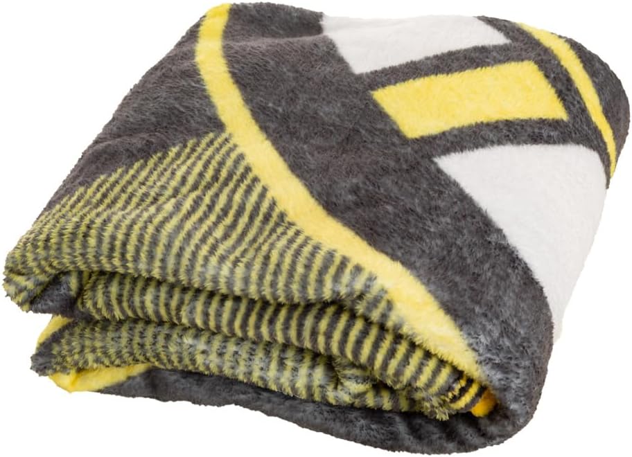 Calhoun NHL Surf & Skate Team Logo Plush Flannel Plaid Throw Blanket (50" by 60") (Boston Bruins)