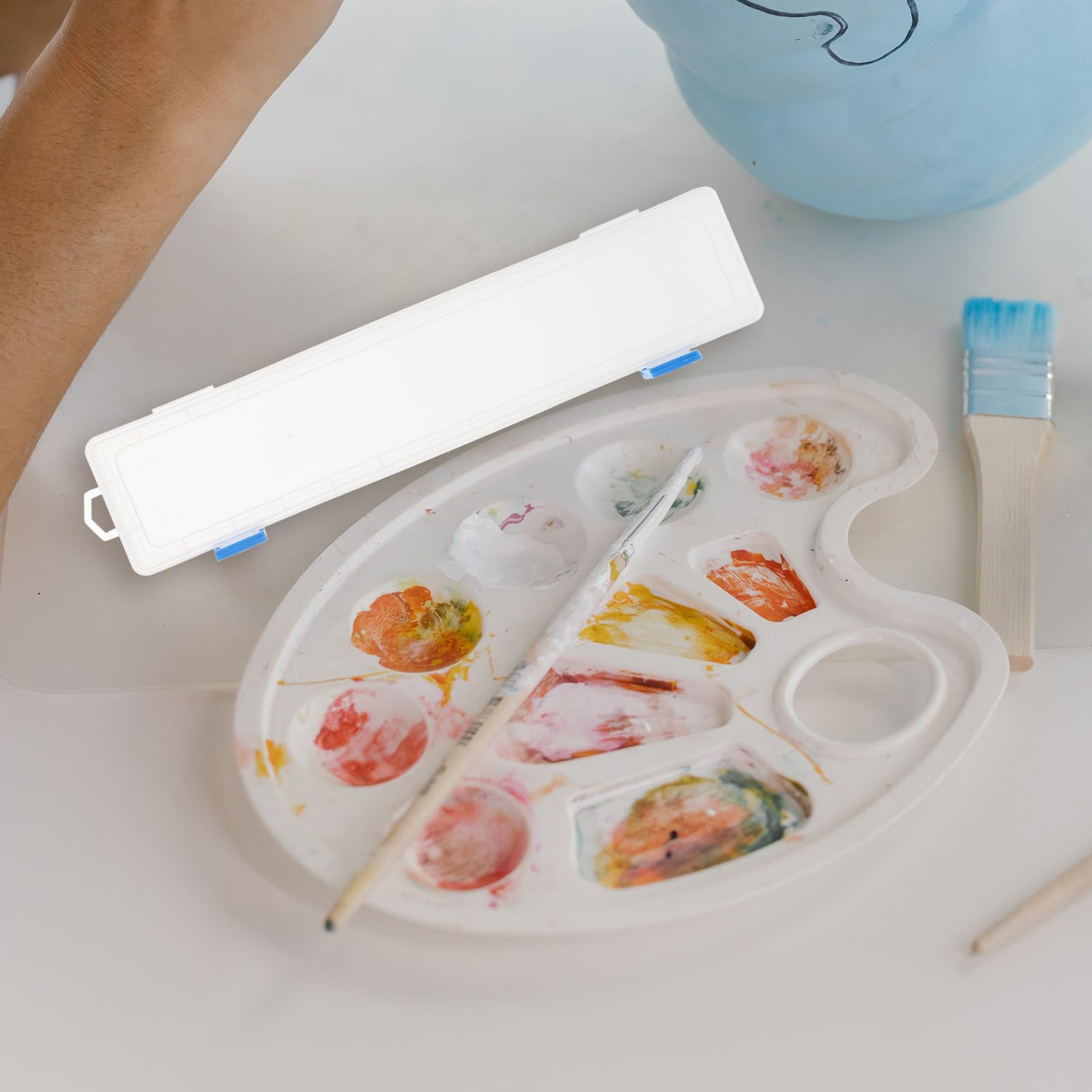 Estuche Transparente para 8 Pinceles y Lápices de Acuarela de Plástico, Portátil y Organizado para Artistas y Estudiantes
