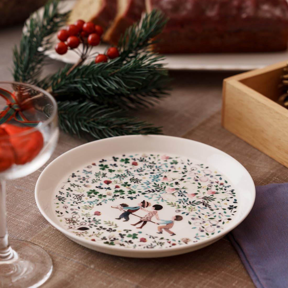 Amazon.co.jp: NARUMI(ナルミ) 福袋 2025 プレート 皿 セット アンナ