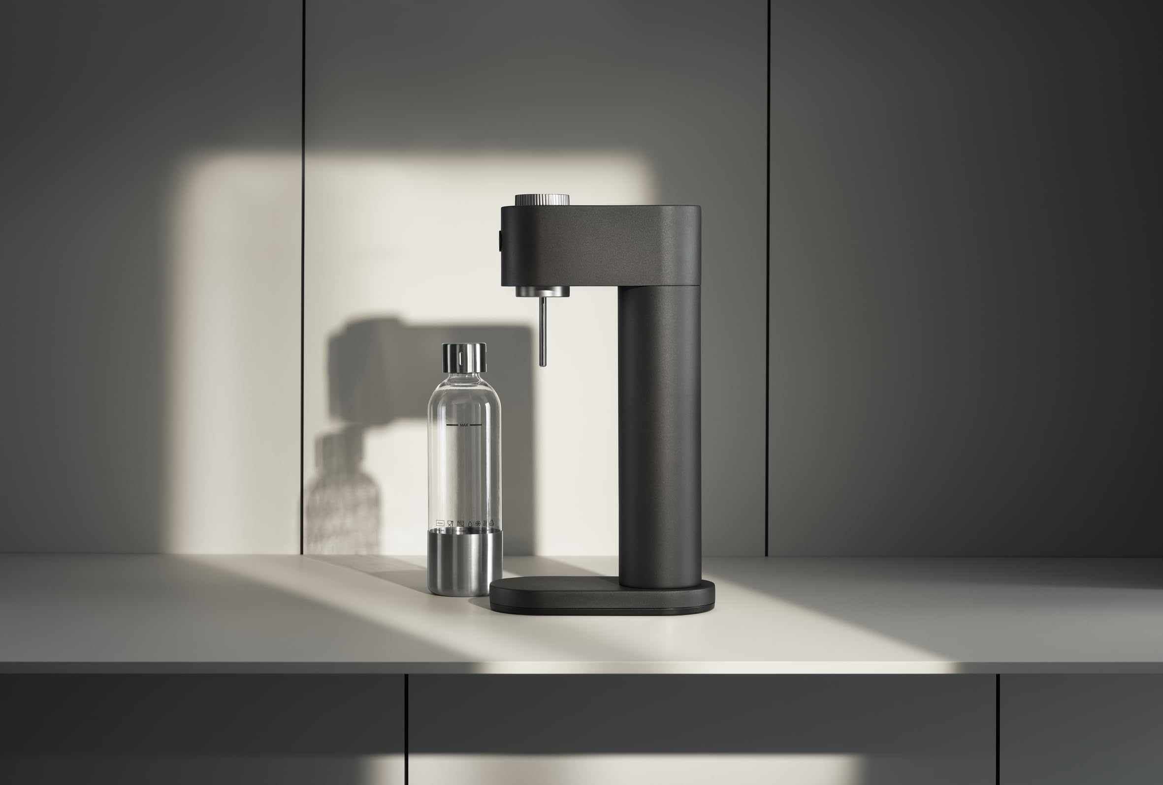 WMF Element One Agua con gas – Máquina de burbujas de acero inoxidable completamente automática con 3 grados, diseño que ahorra espacio, elegante máquina de agua con gas y dispositivo de burbujeo para