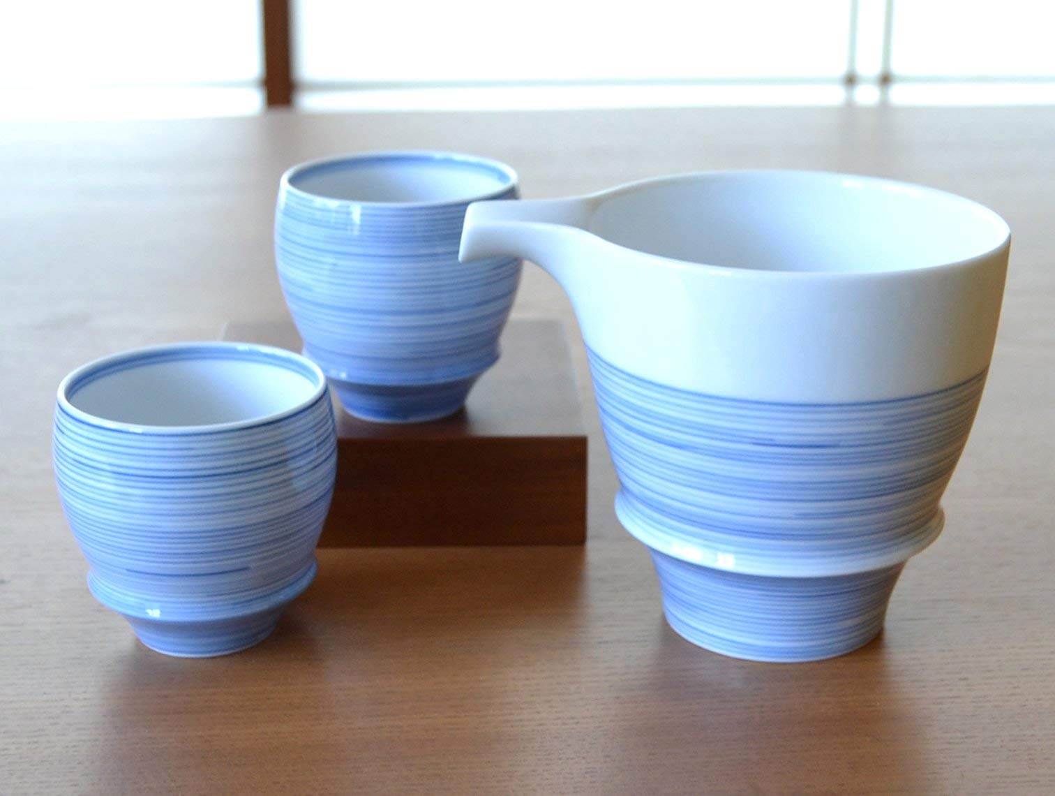 Amazon.co.jp: 有田焼 酒器 セット 贈答用にもうれしい木箱ギフト 徳利