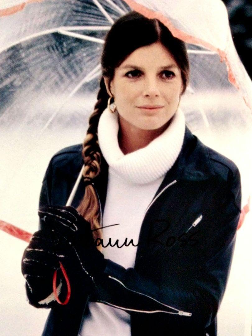 Amazon.co.jp: キャサリンロス直筆サイン入り2Lサイズ写真…卒業  